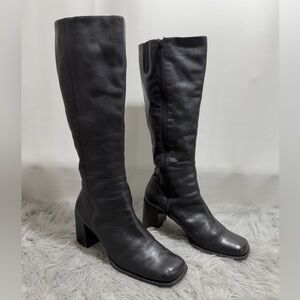 Northern Explorer knee high boots